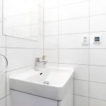 Alure Residences 12 & 24h Self Check-in & Private Parking Next To The Building Included, Center Right On Snp Square In A Quiet Passage, New Building, In Town * Banská Bystrica