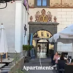 Apartamento Alure Residences 12 & 24h Self Check-in & Private Parking Next To The Building Included, Center Right On Snp Square In A Quiet Passage, New Building, In Town *