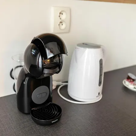 Alure Residences 12 & 24h Self Check-in & Private Parking Next To The Building Included, Center Right On Snp Square In A Quiet Passage, New Building, In Town *