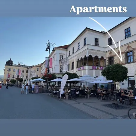 Alure Residences 12 & 24h Self Check-in & Private Parking Next To The Building Included, Center Right On Snp Square In A Quiet Passage, New Building, In Town * Банска-Бистрица
