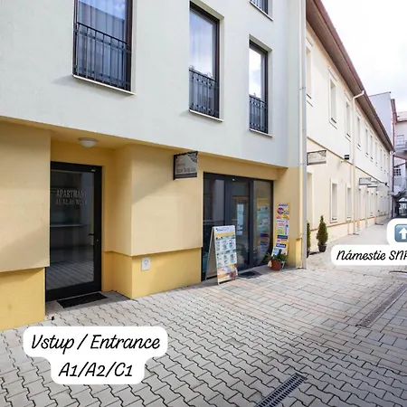Alure Residences 12 & 24h Self Check-in & Private Parking Next To The Building Included, Center Right On Snp Square In A Quiet Passage, New Building, In Town Apartamento *