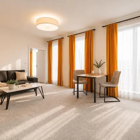 Alure Residences 12 & 24h Self Check-in & Private Parking Next To The Building Included, Center Right On Snp Square In A Quiet Passage, New Building, In Town *