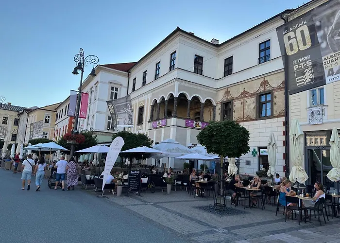 Alure Residences 12 & 24h Self Check-in & Private Parking Next To The Building Included, Center Right On Snp Square In A Quiet Passage, New Building, In Town